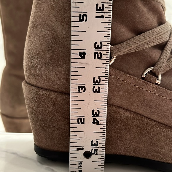 Stuart Weitzman Troll Brown Suede Fur Trim Platform Wedge Aprés Leather Boots - Picture 14 of 17